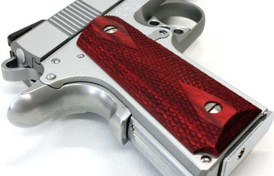 Wood Grip V10 ULTRA COMPACT (Checker/Red) [AWG-442]