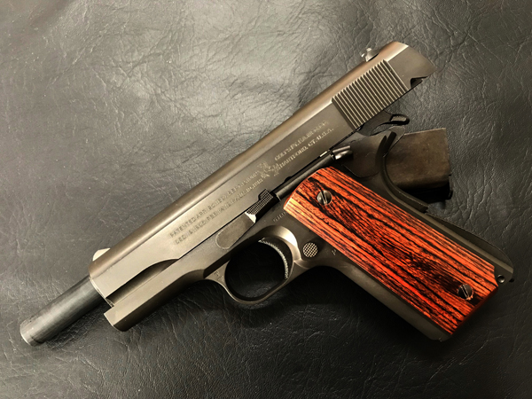 Wood Grip Government / 45 AUTO (Smooth / Brown)