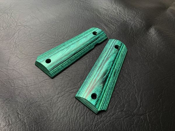 Wood Grip Government / 45 AUTO (Smooth / Green)