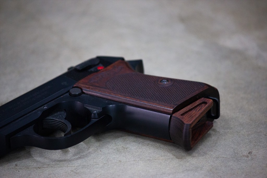Wood Base | Maruzen Walther PPK/PPK/S Magazine Bottom (Brown)