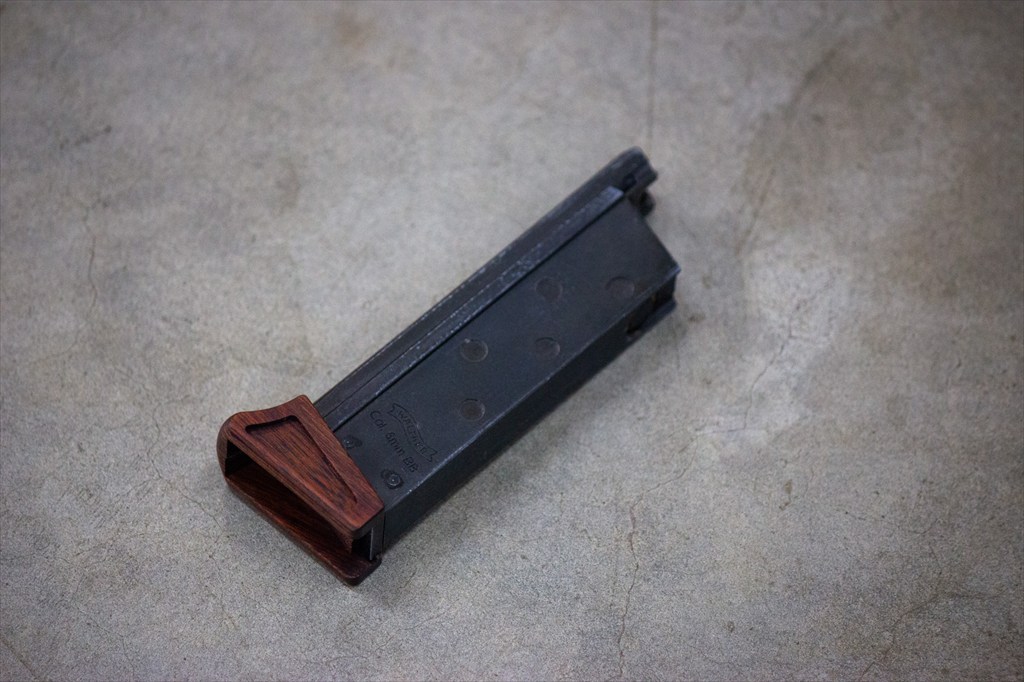 Wood Base | Maruzen Walther PPK/PPK/S Magazine Bottom (Brown)